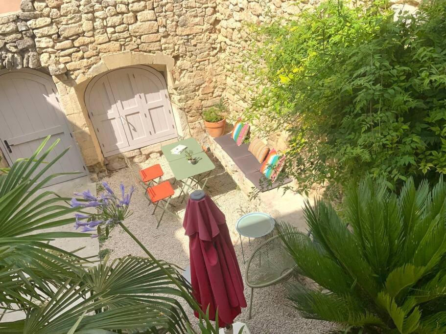Le Clos Du Rempart - 2 A 4 Pers. Saint-Restitut Екстериор снимка